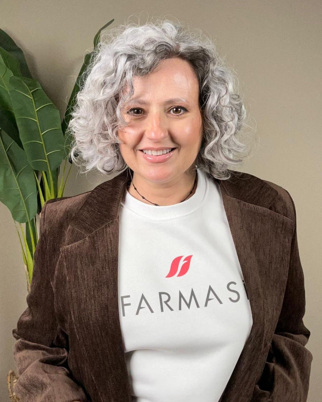 Sudadera Farmasi Blanca Unisex Sin Capucha