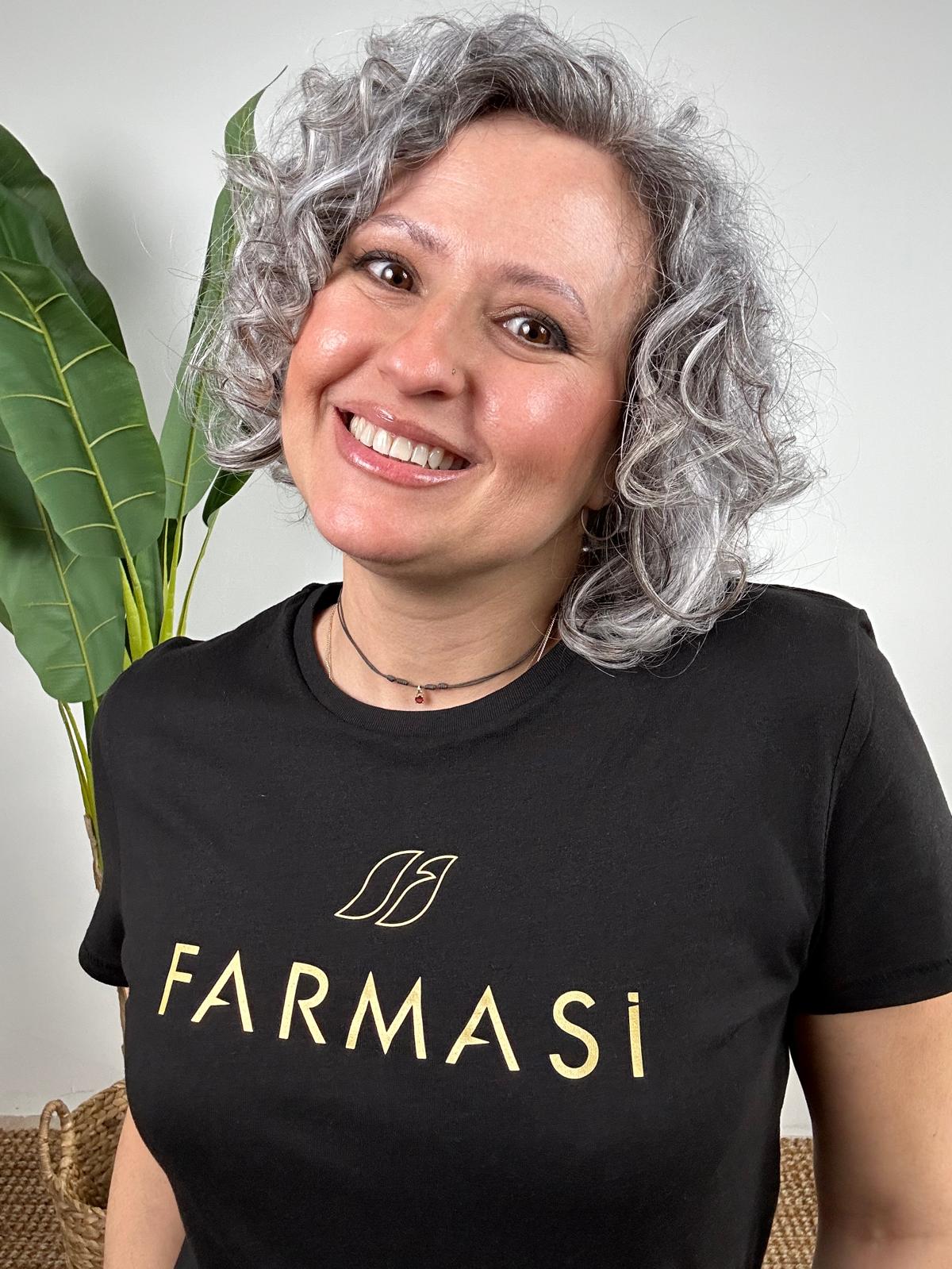 Camiseta Manga Corta Premium Mujer Farmasi Oro