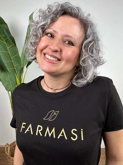 Camiseta Manga Corta Premium Mujer Farmasi Oro